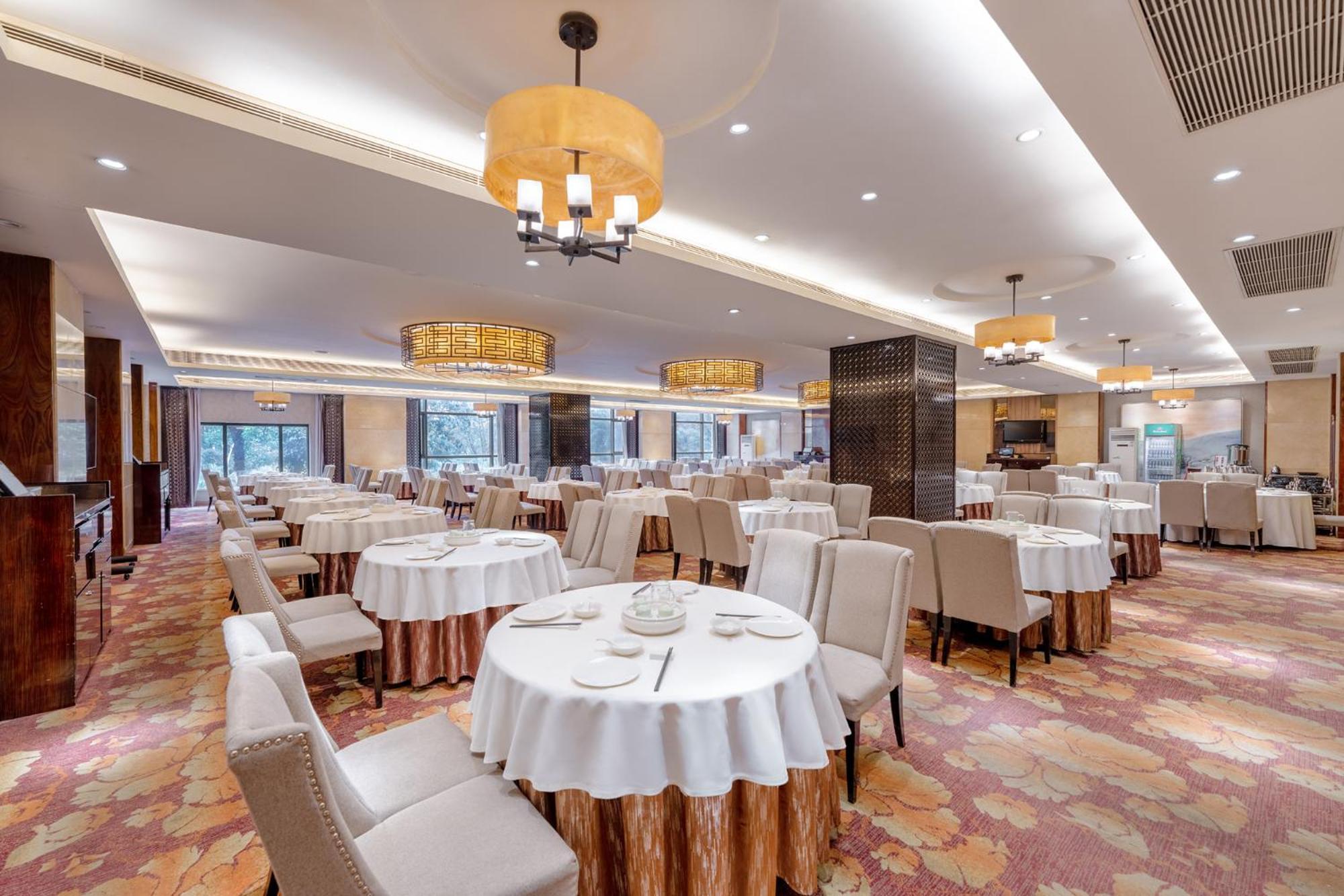 Sheraton Zhongshan Hotel Esterno foto